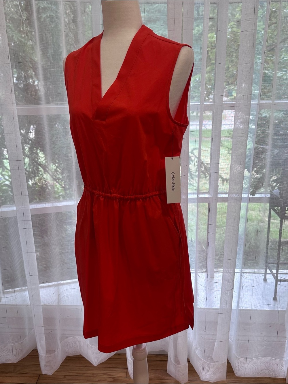 NWT Calvin Klein Vibrant Salmon Sleeveless V-Neck Mini Dress Size 10